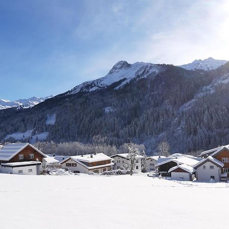 Haus Adrian Apartamento Wald am Arlberg Exterior foto