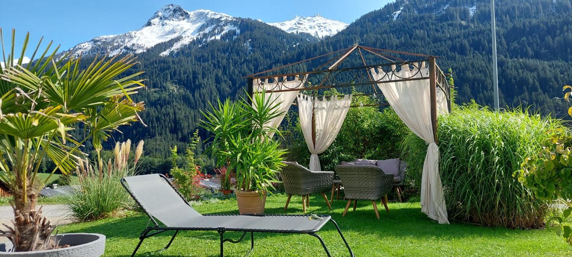 Haus Adrian Apartamento Wald am Arlberg Exterior foto