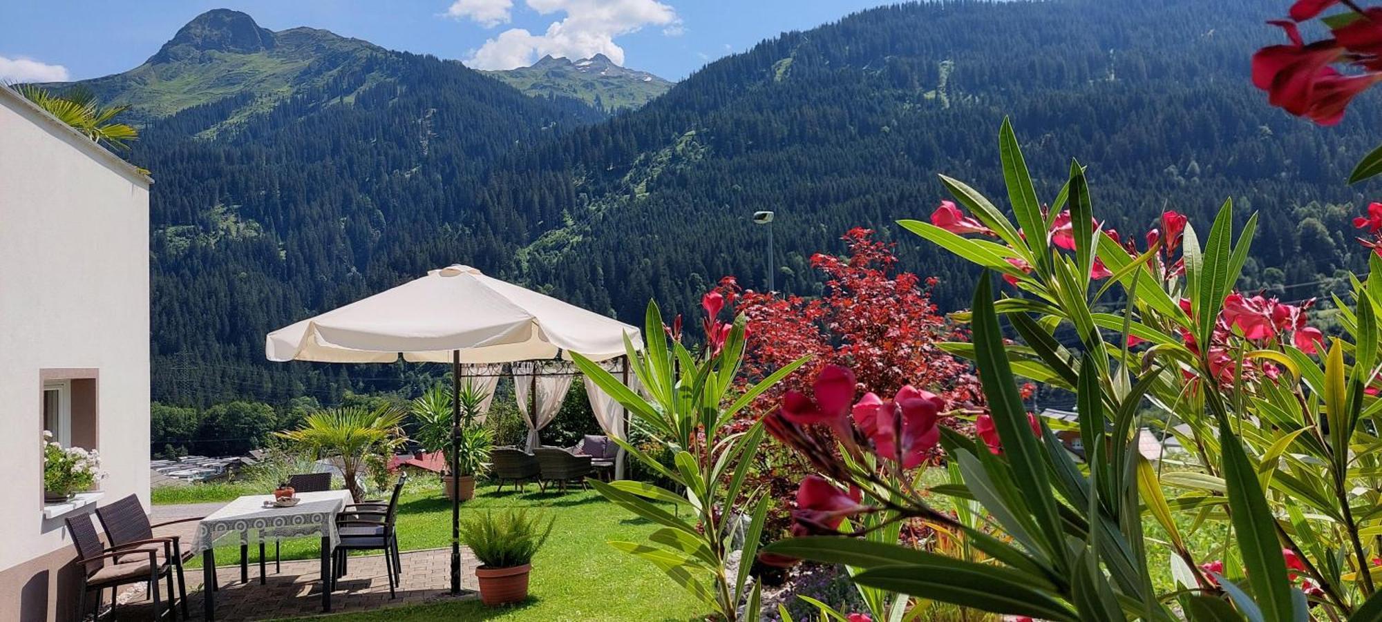 Haus Adrian Apartamento Wald am Arlberg Exterior foto